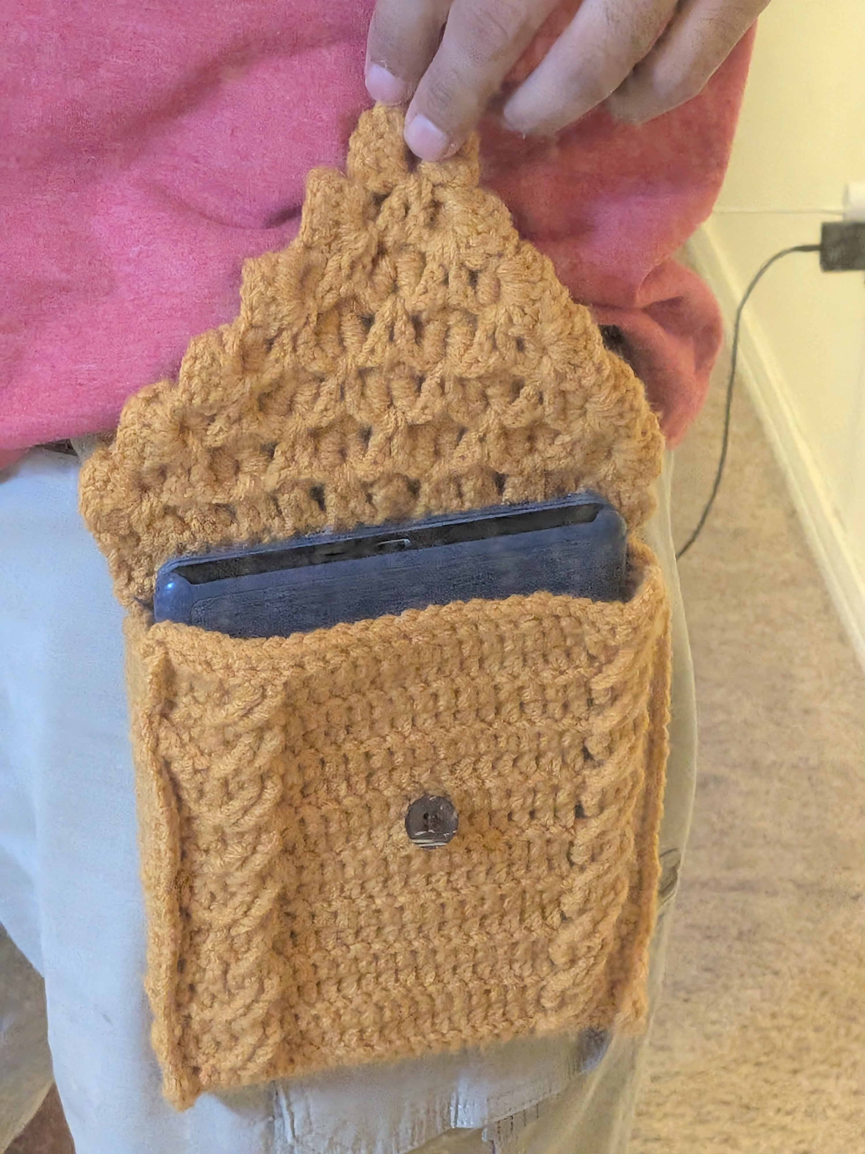 D&D Inspired Dragon Scale Kindle Pouch photo 25