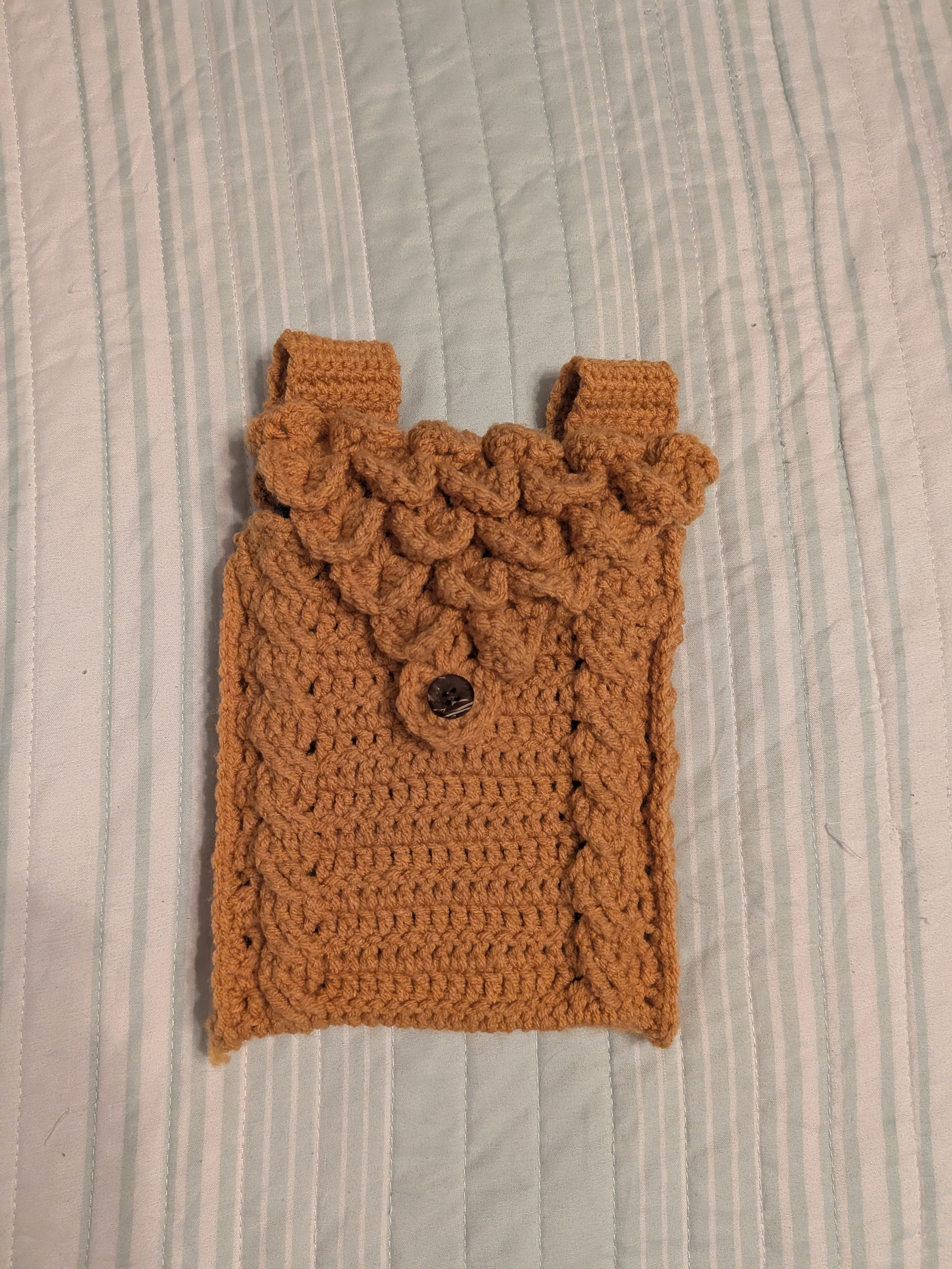 D&D Inspired Dragon Scale Kindle Pouch